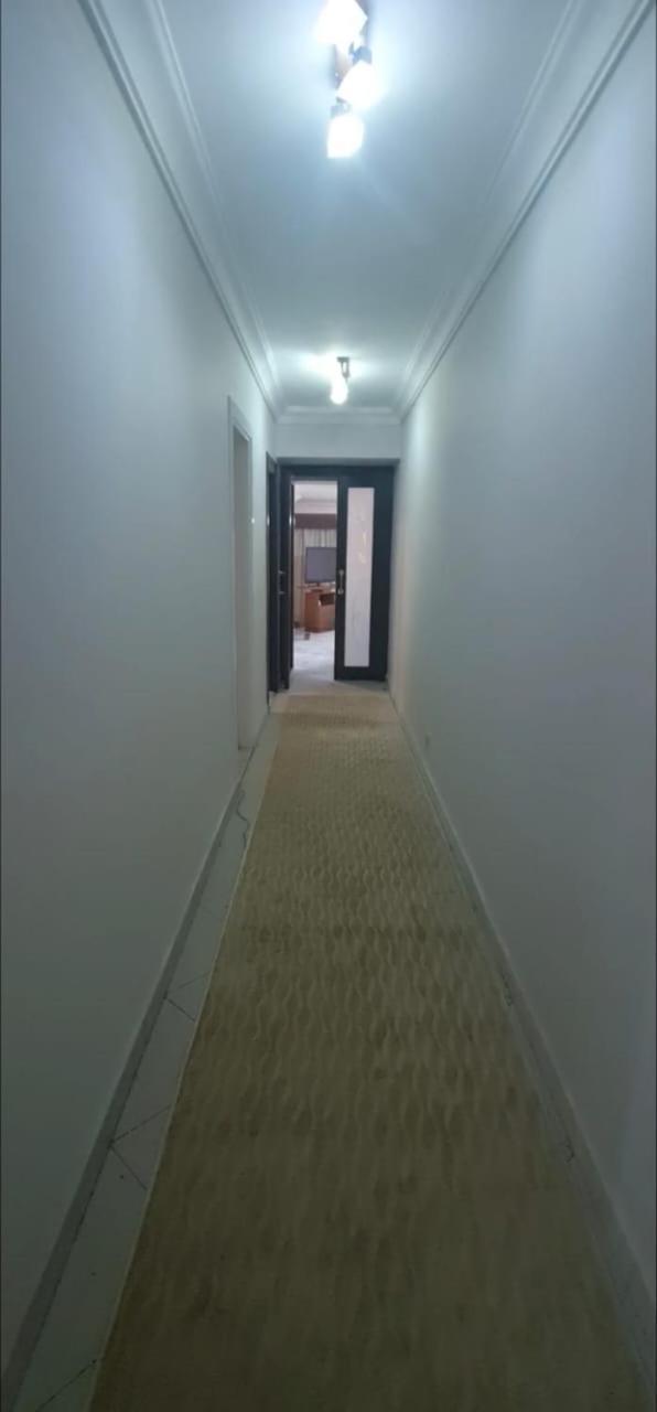 Luxury 10 Minutes From Airport Full Services Cairo