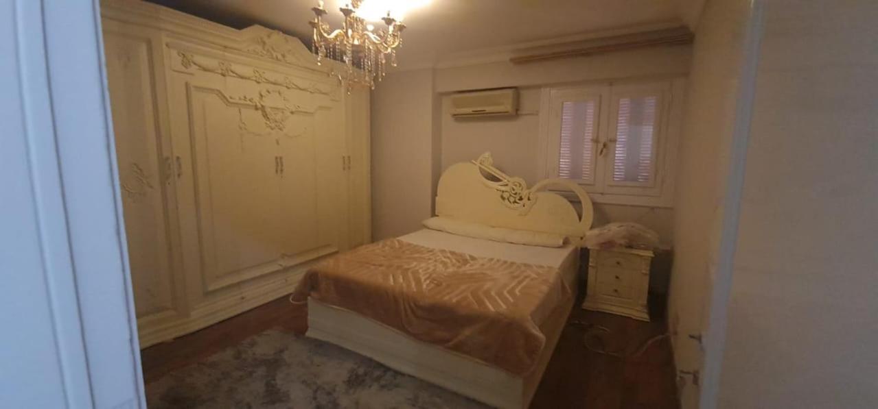 Luxury 10 Minutes From Airport Full Services *